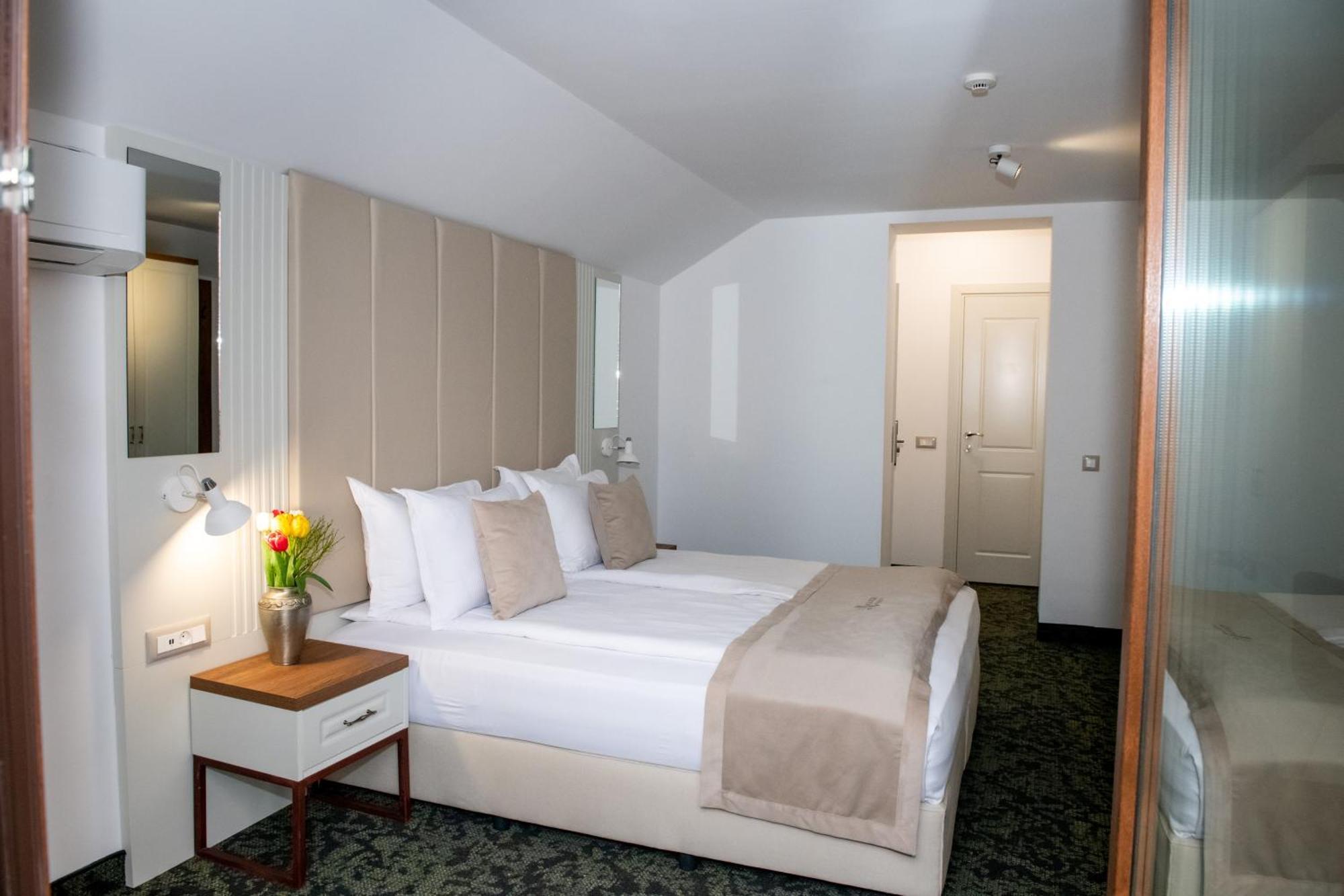 Agora' Boutique Hotell Sofia Eksteriør bilde